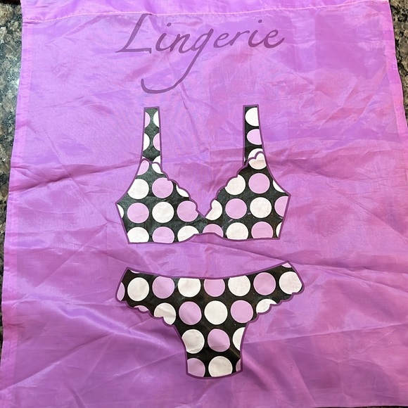Other - Lingerie bag purple bikini EUC
Travel vacation feminine